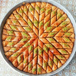 بقلاوة قصة سكية